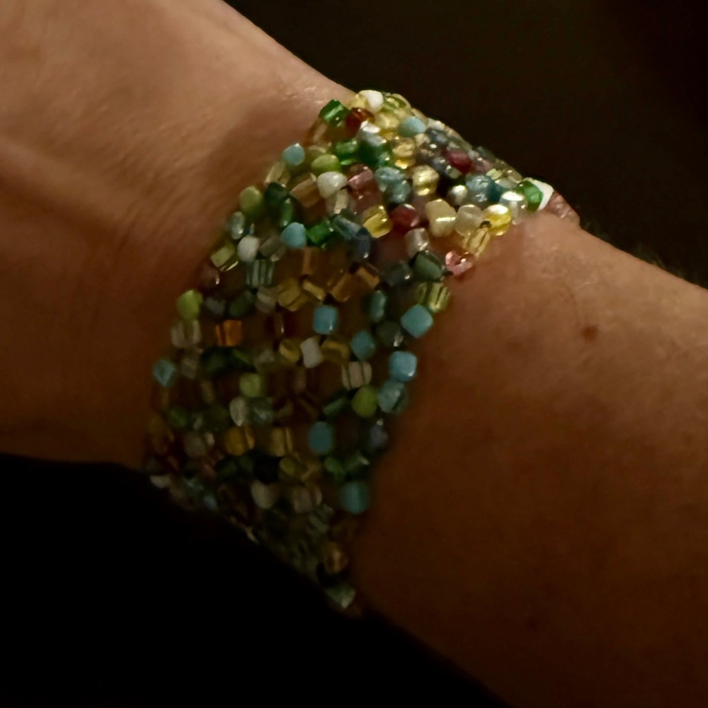 Elegant Multicolor Beaded Stretch Bracelet